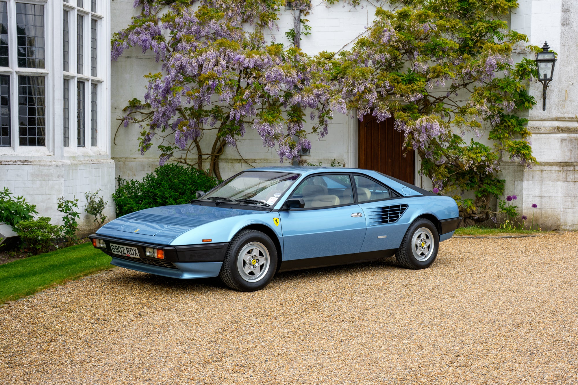 Old Ferrari Mondial - Julian Sansum